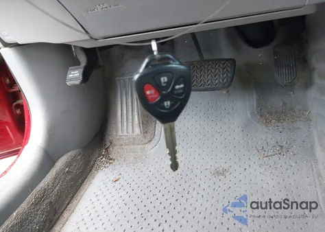 2011 Toyota Camry Le z USA, uszkodzony, nr VIN 4T4BF3EK2BR192103